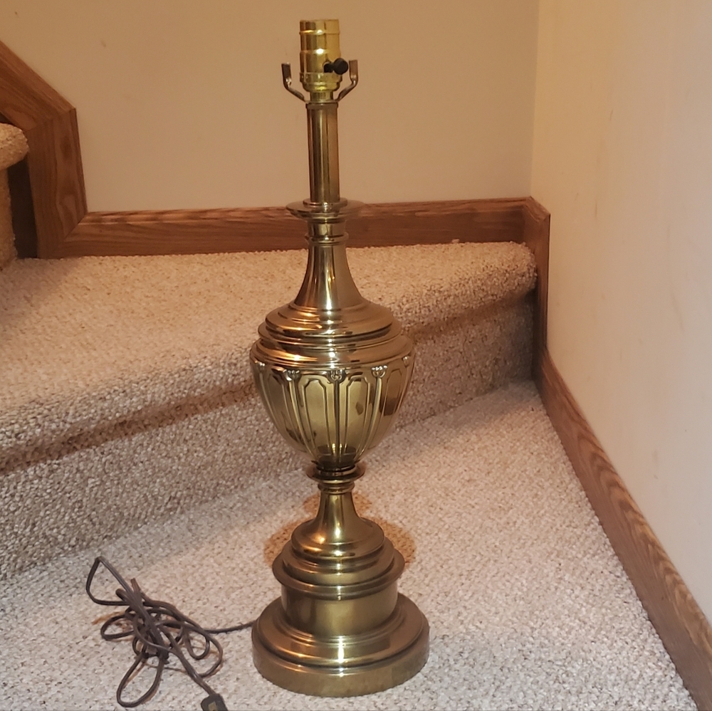 Vintage Stiffel Brass Lamp